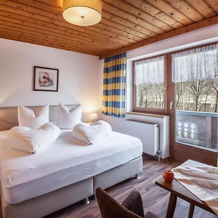 Brugger 6 Personen Apartment *